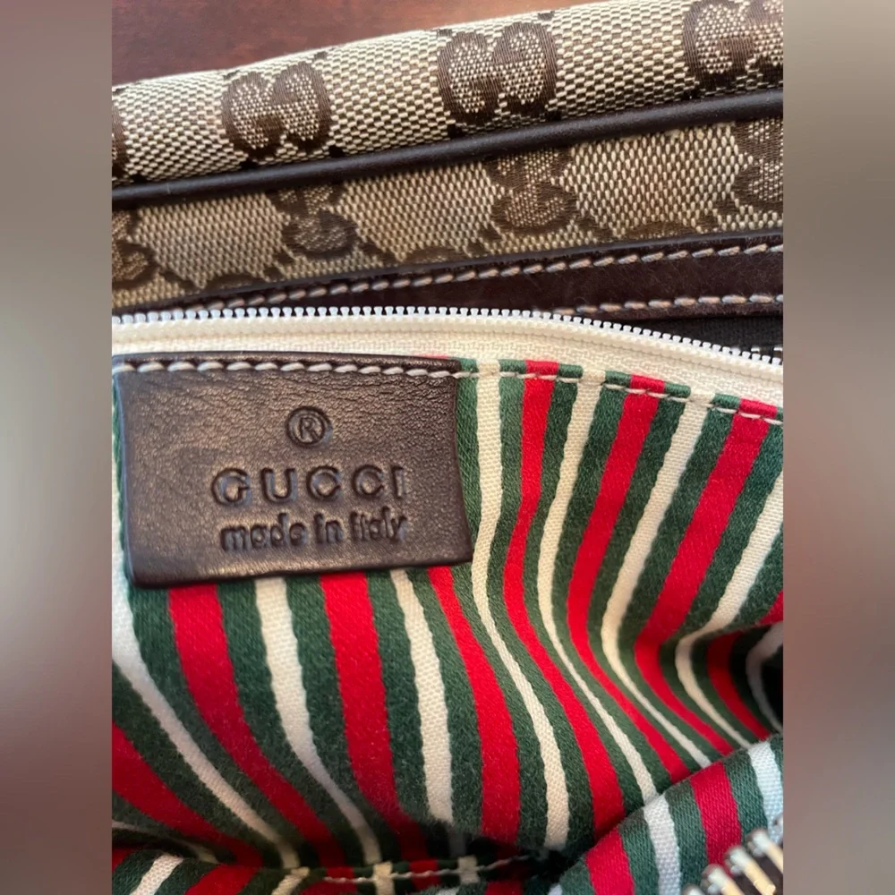 Vintage Gucci Beige and Brown Monogram Shoulder Bag - Picture 7 of 15